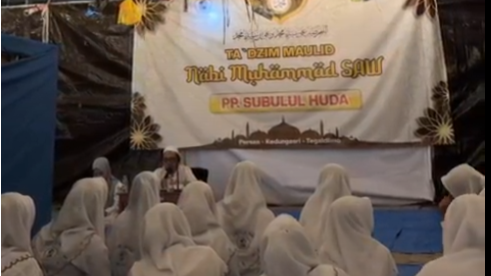 Ta’dzim Maulid Nabi